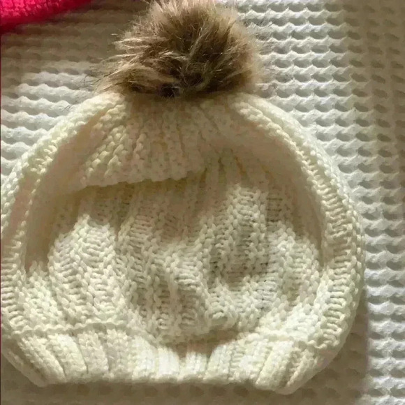 Beanie bundle - Picture 2 of 6